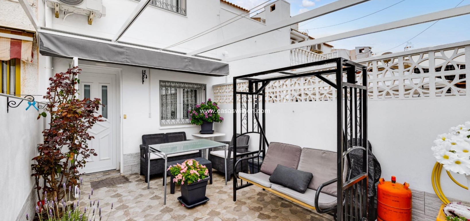 Sale - Townhouse - Torrevieja - Calas blanca