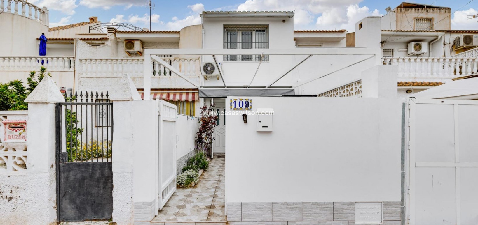 Sale - Townhouse - Torrevieja - Calas blanca