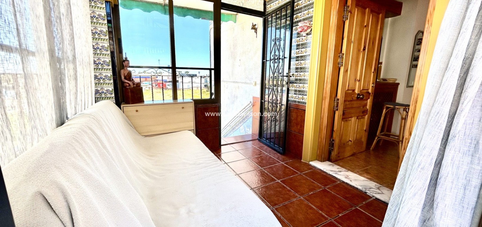 Sale - Appartement - Punta Prima - Costa Blanca