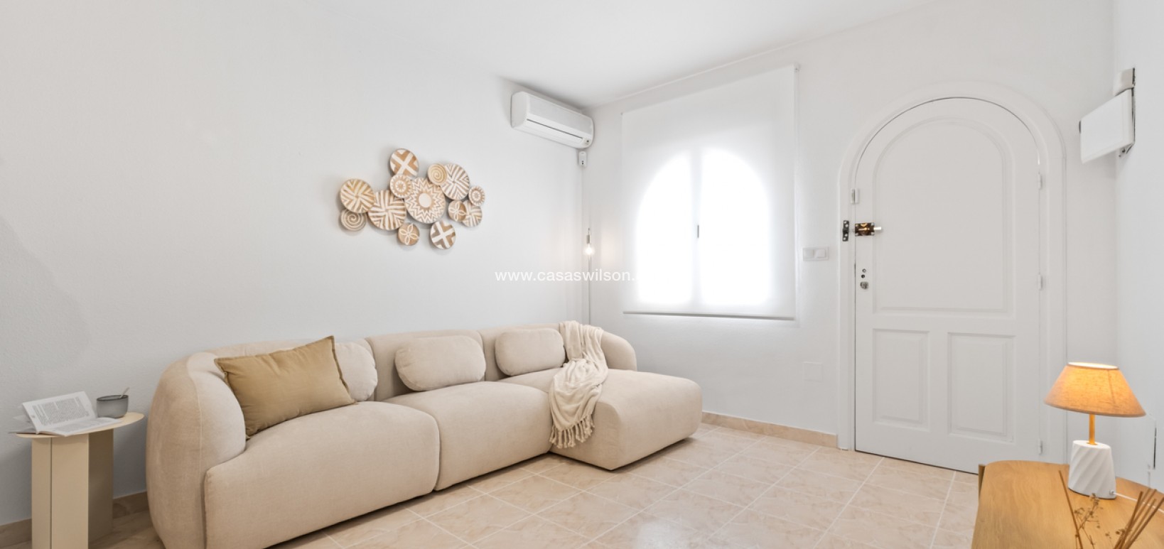 Sale - Townhouse - La Florida - Inland