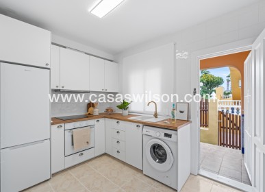 Sale - Townhouse - La Florida - Inland