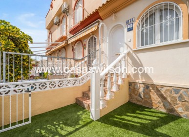 Sale - Townhouse - La Florida - Inland
