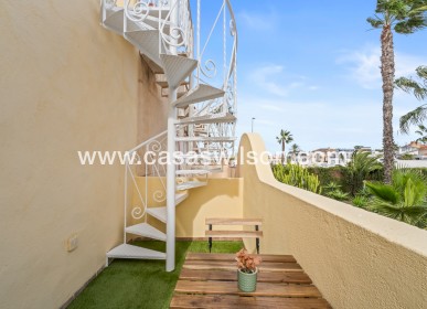 Sale - Townhouse - La Florida - Inland