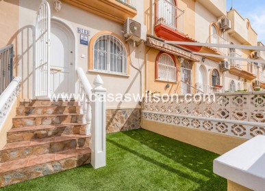 Sale - Townhouse - La Florida - Inland