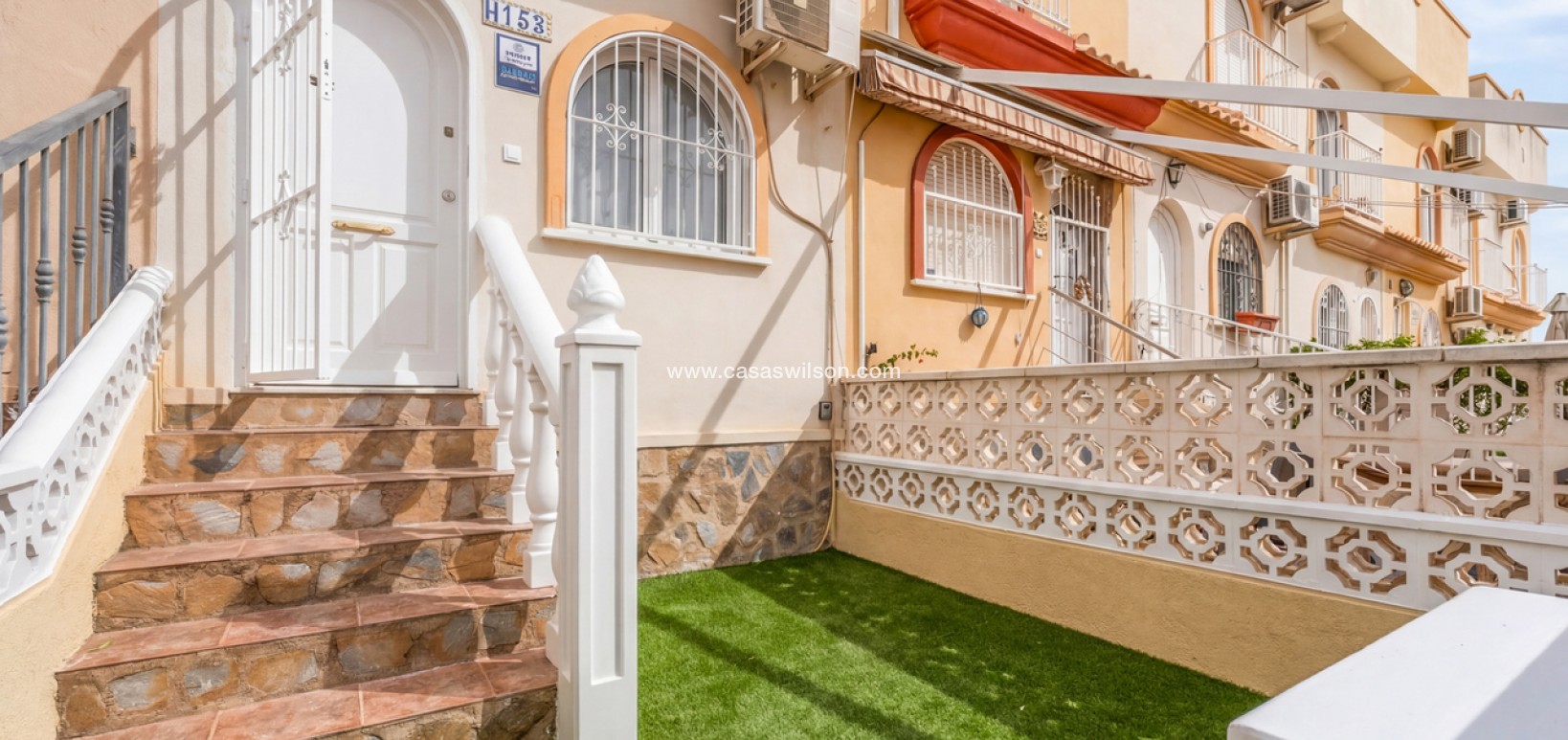 Sale - Townhouse - La Florida - Inland