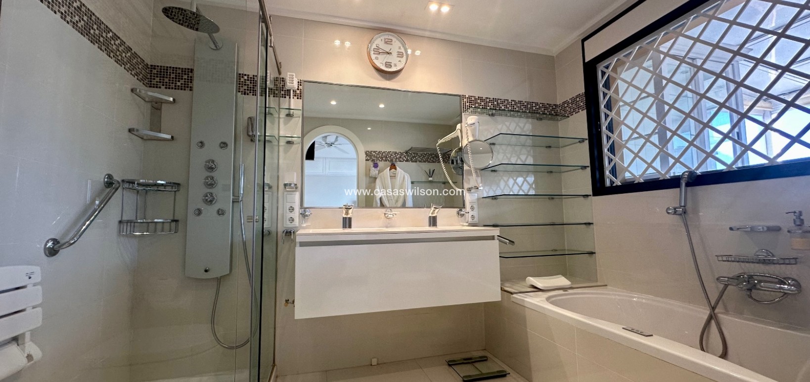 Sale - Apartment - Guardamar del Segura - Marjal Beach