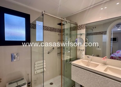 Sale - Apartment - Guardamar del Segura - Marjal Beach