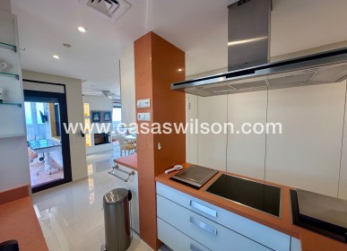 Sale - Apartment - Guardamar del Segura - Marjal Beach