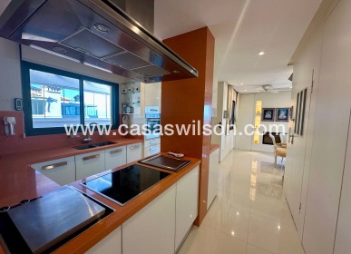 Sale - Apartment - Guardamar del Segura - Marjal Beach