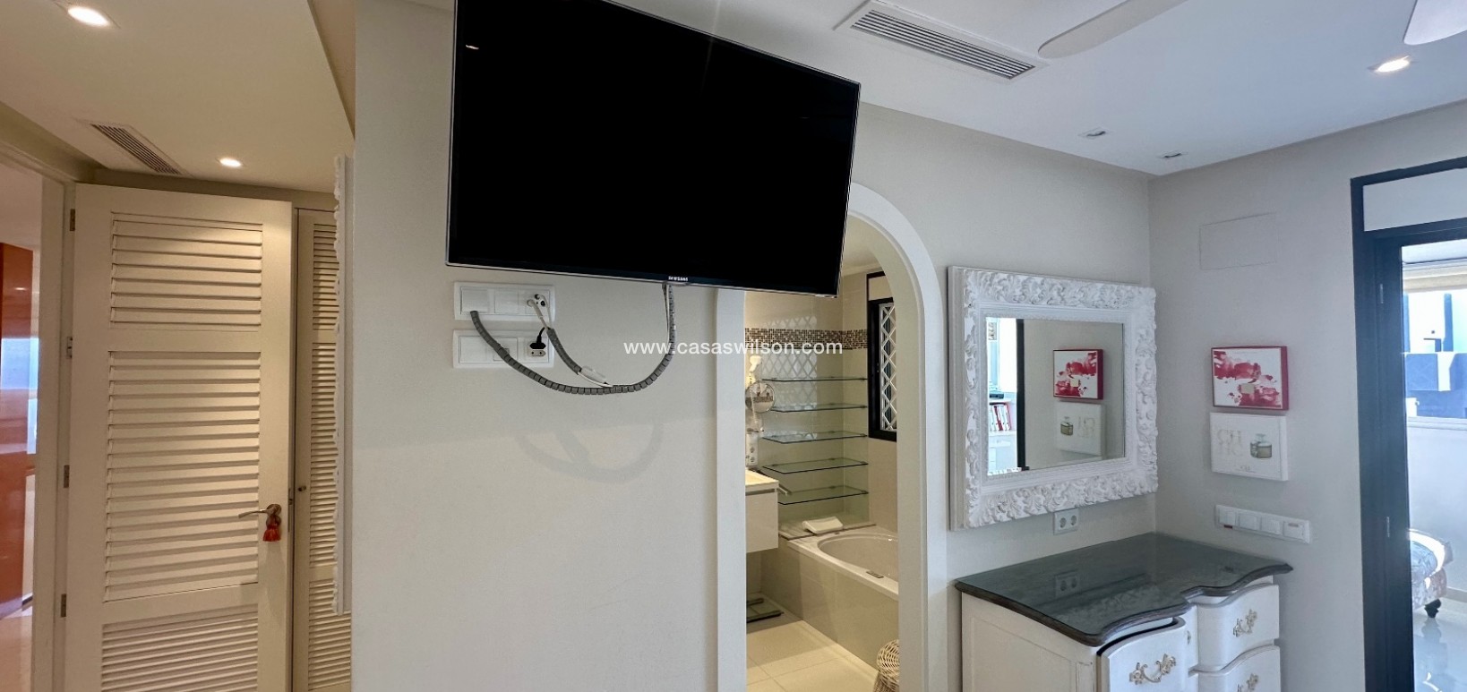 Sale - Apartment - Guardamar del Segura - Marjal Beach