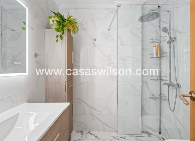 Sale - Apartment - Torrevieja - Costa Blanca