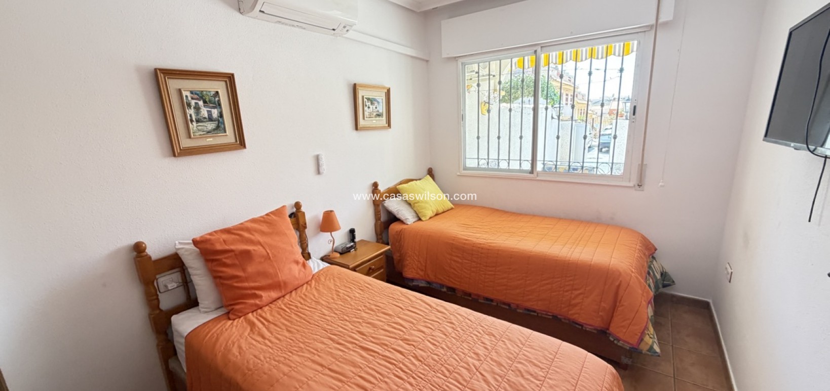 Sale - Bungalow - La Zenia