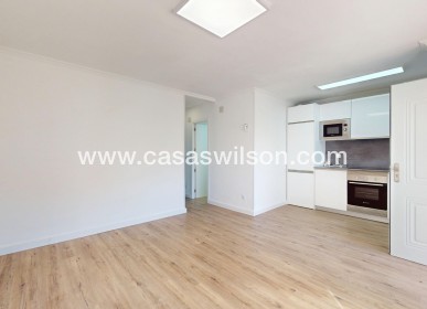 Sale - Bungalow - Orihuela Costa - Costa Blanca