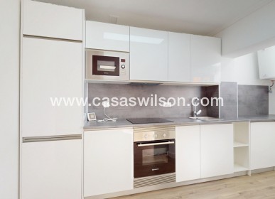 Sale - Bungalow - Orihuela Costa - Costa Blanca