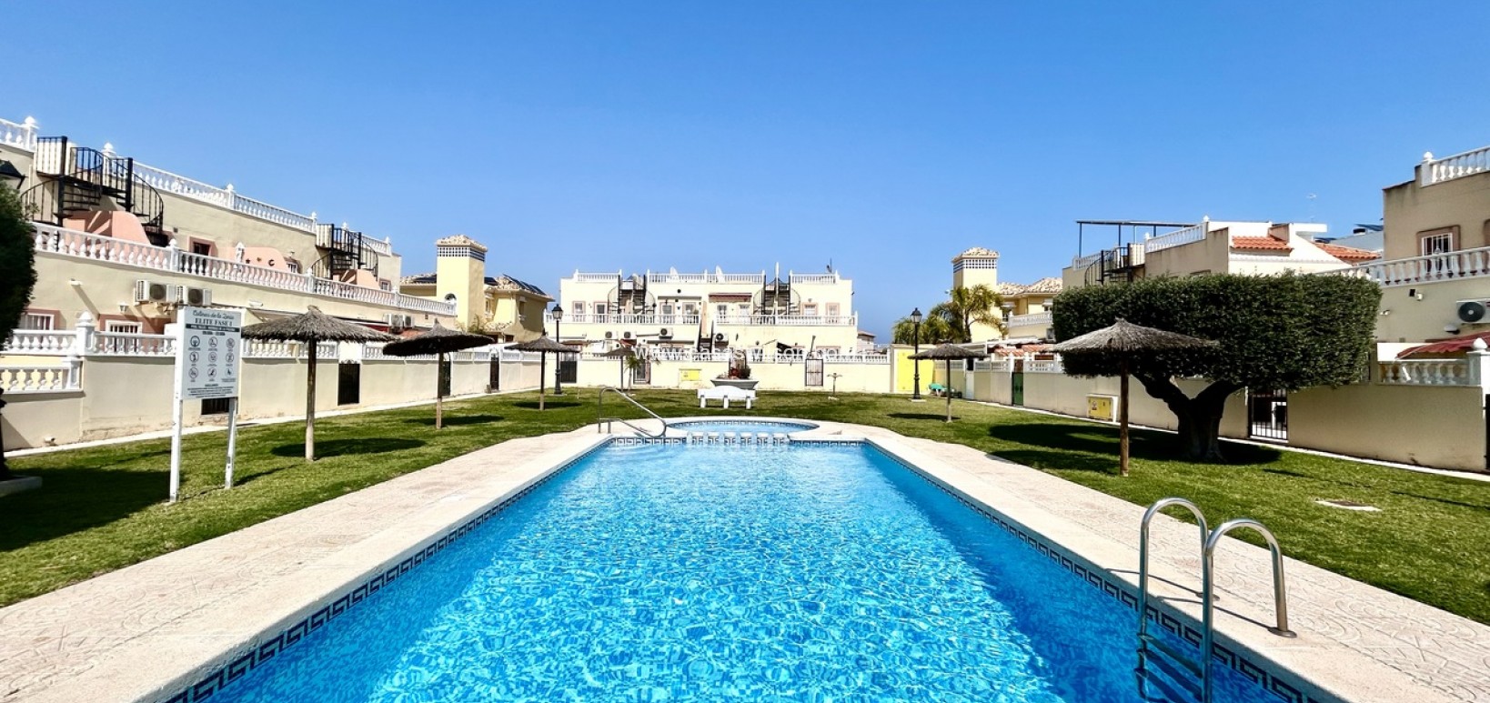 Sale - Townhouse - Cabo Roig - Costa Blanca