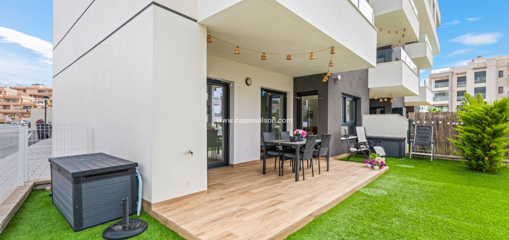 Sale - Apartment - Villamartin - Costa Blanca