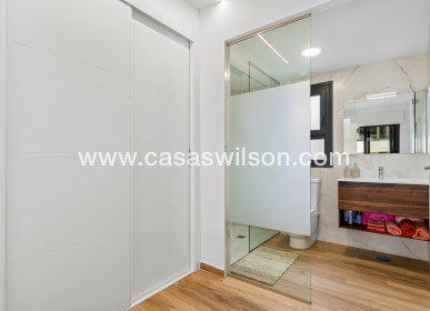 Sale - Apartment - Villamartin - Costa Blanca