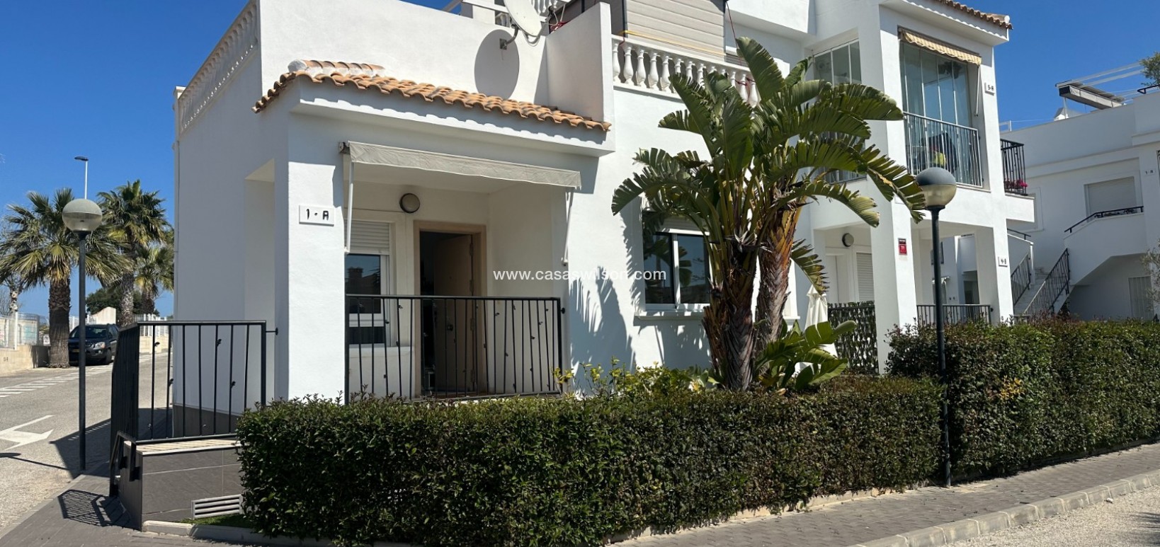 Sale - Bungalow - Torrevieja - Aguas Nuevas