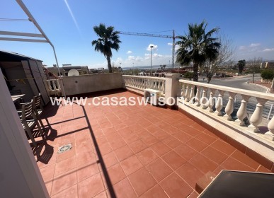 Sale - Bungalow - Torrevieja - Aguas Nuevas