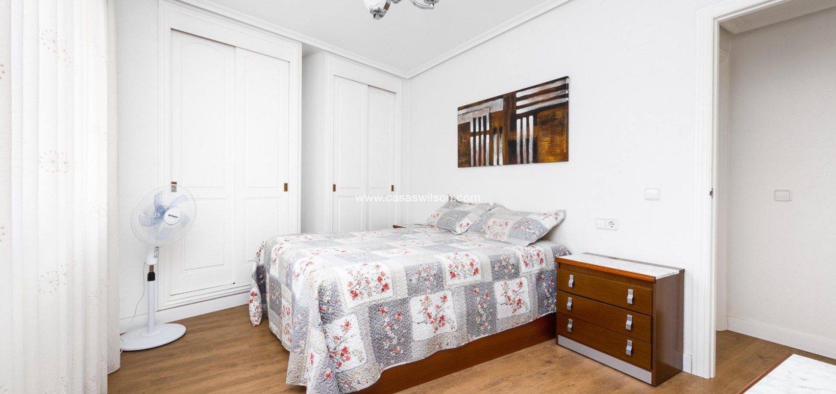 Venta - Apartamento - Torrevieja - Centro