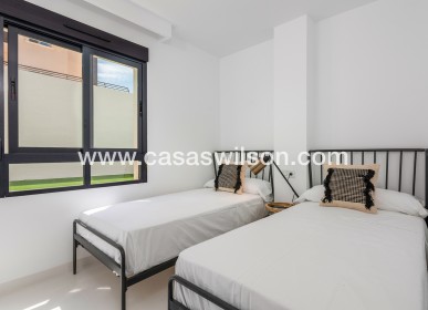 Sale - Apartment - San Miguel de Salinas - Inland