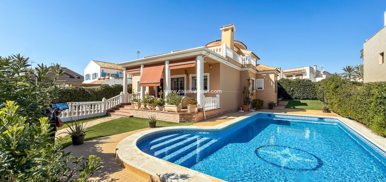 Venta - Chalet - Torrevieja - Torrelamata - La Mata