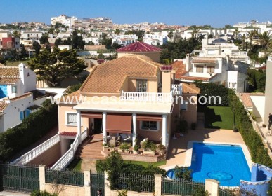 Venta - Chalet - Torrevieja - Torrelamata - La Mata