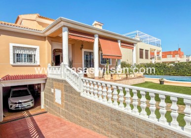 Venta - Chalet - Torrevieja - Torrelamata - La Mata