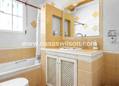 Venta - Chalet - Torrevieja - Torrelamata - La Mata