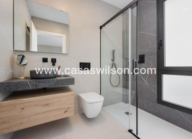 Nueva construcción  - Chalet - Torrevieja - Sector 25