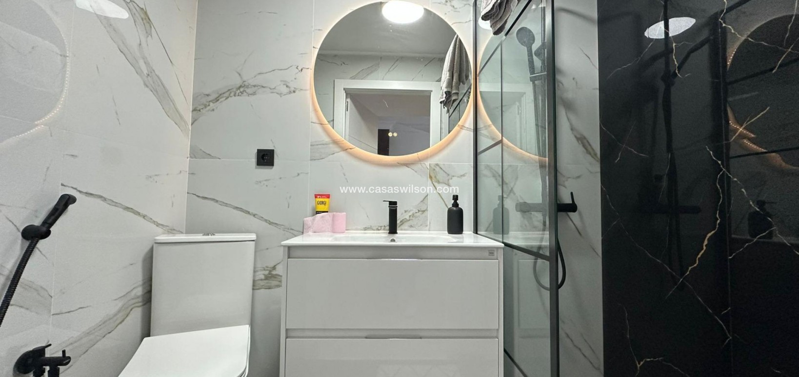 Sale - Apartment - Torrevieja