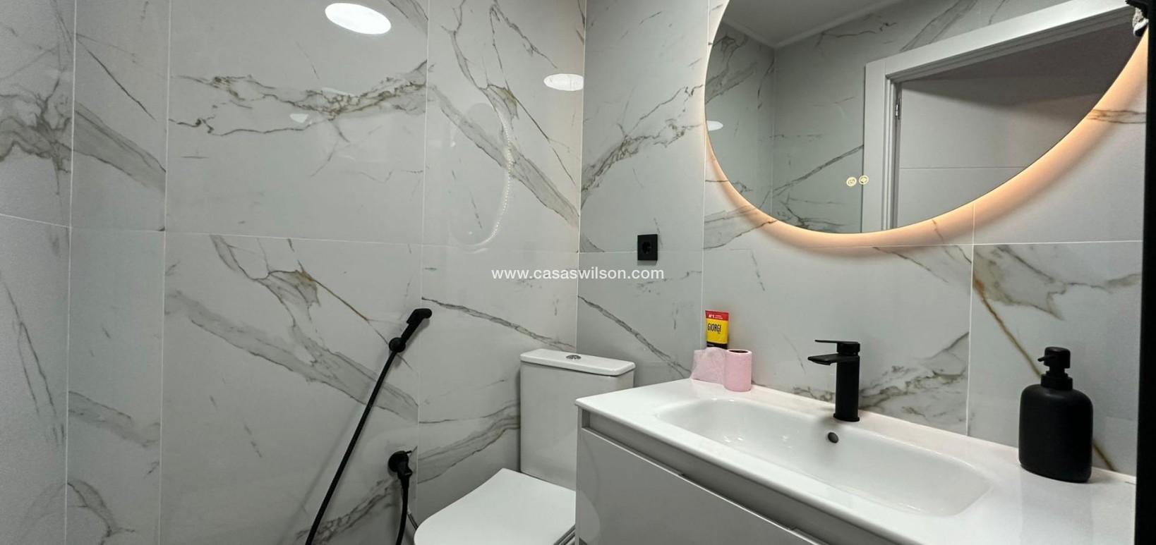 Sale - Apartment - Torrevieja