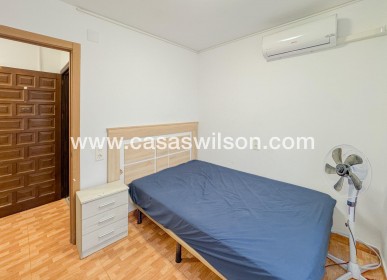 Venta - Apartamento - Torrevieja - La Mata pueblo