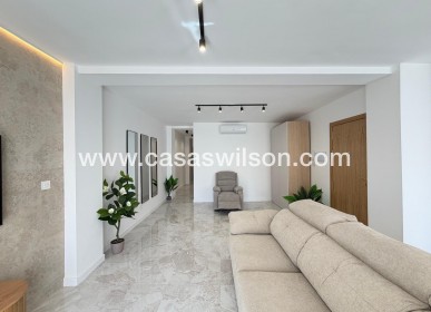 Sale - Apartment - Torrevieja - Estacion De Autobuses