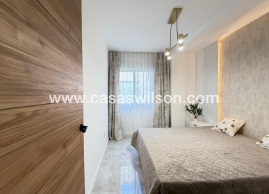 Sale - Apartment - Torrevieja - Estacion De Autobuses