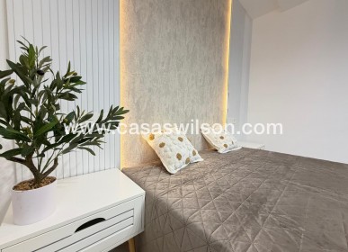 Sale - Apartment - Torrevieja - Estacion De Autobuses