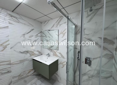 Sale - Appartement - Torrevieja