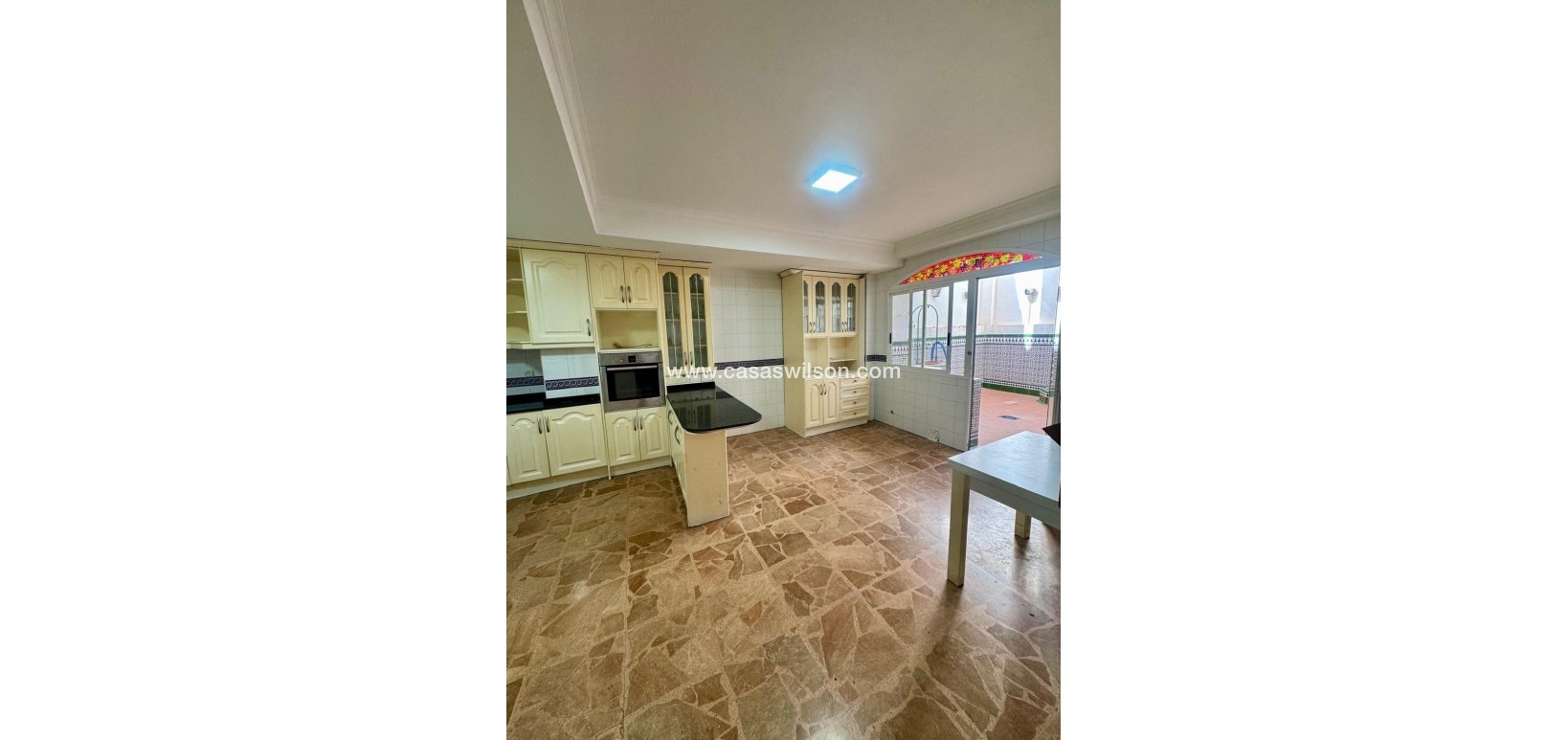 Sale - Apartment - Torrevieja - Centro