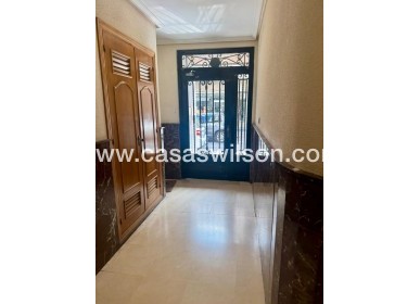 Sale - Apartment - Torrevieja - Centro