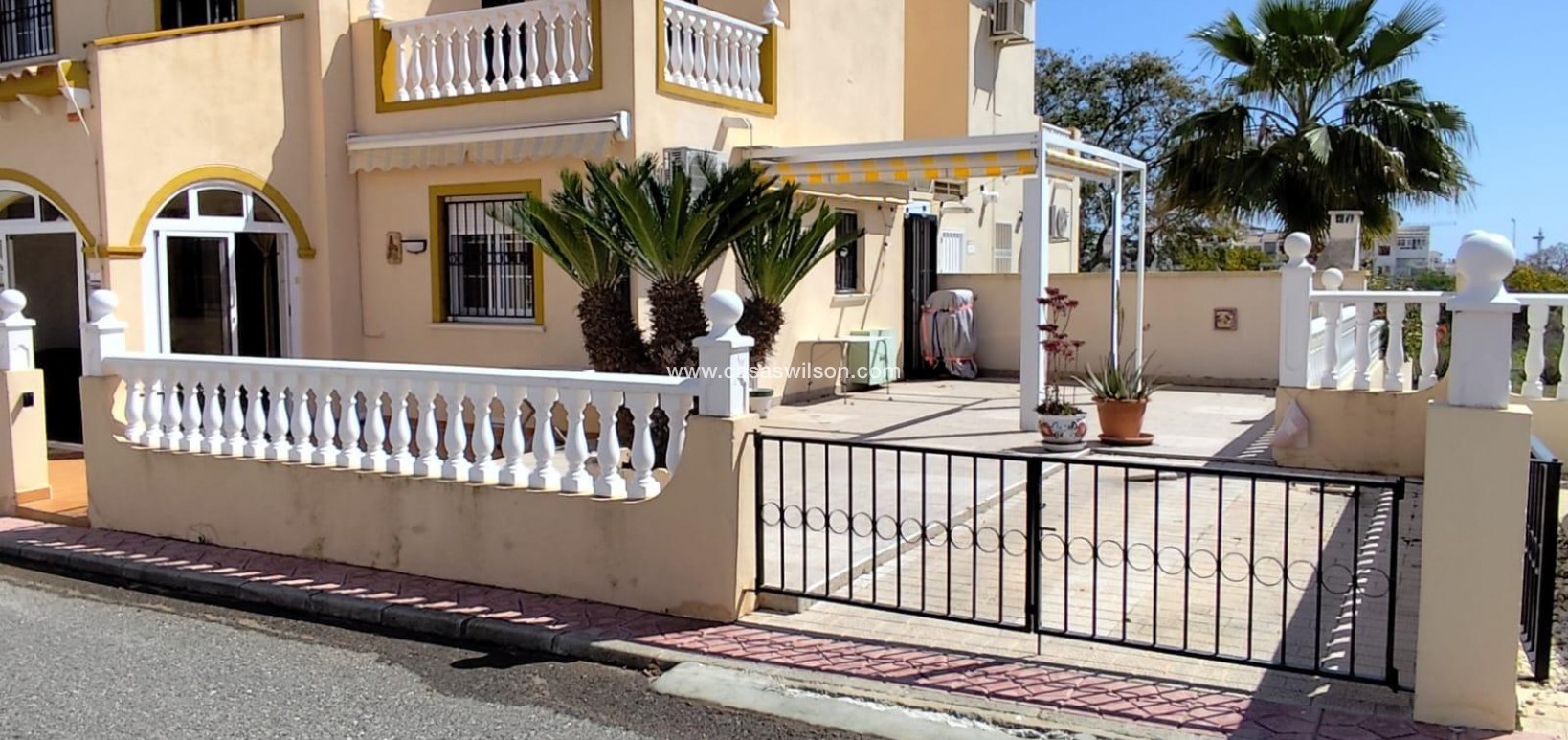 Sale - Bungalow - Orihuela - Urbanización Perla Del Mar