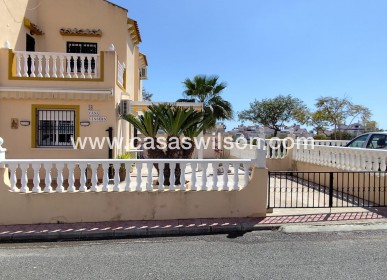 Sale - Bungalow - Orihuela - Urbanización Perla Del Mar