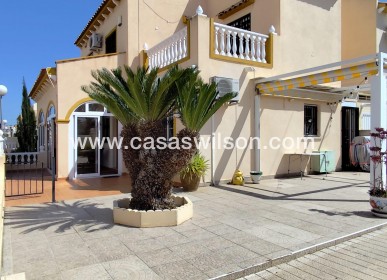 Sale - Bungalow - Orihuela - Urbanización Perla Del Mar