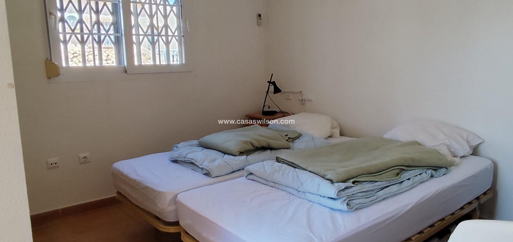 Sale - Bungalow - Orihuela - Urbanización Perla Del Mar