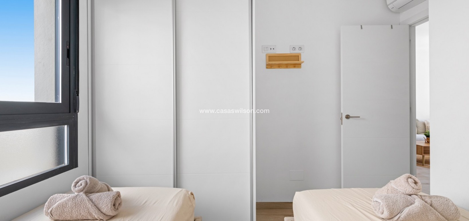 Sale - Apartment - San Miguel de Salinas - San Miguel