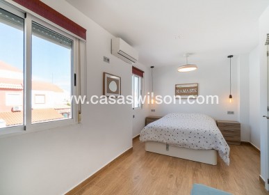 Sale - Townhouse - Torrevieja - Costa Blanca