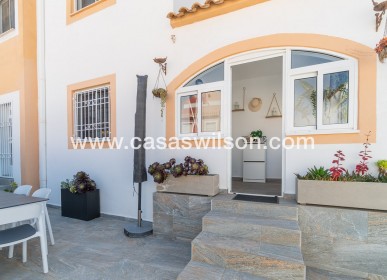 Sale - Townhouse - Torrevieja - Costa Blanca