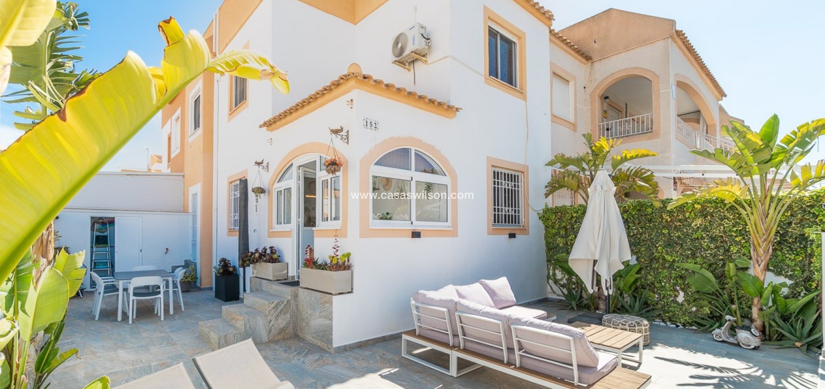 Sale - Townhouse - Torrevieja - Costa Blanca