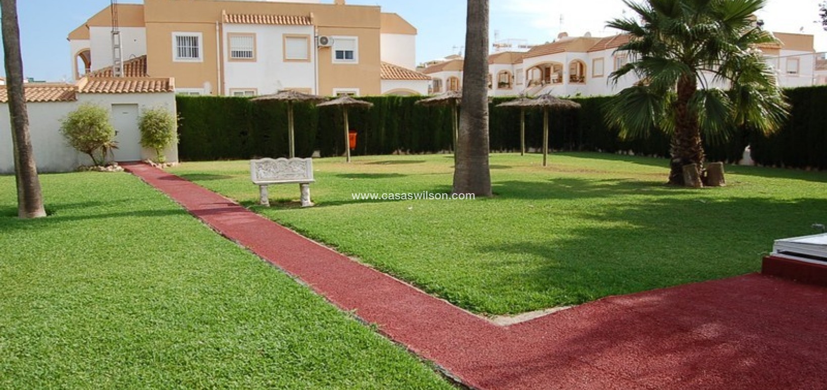 Sale - Townhouse - Torrevieja - Costa Blanca