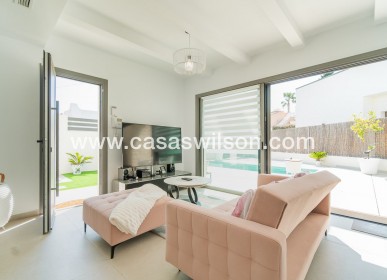 Venta - Chalet - Orihuela Costa - Villamartin Golf