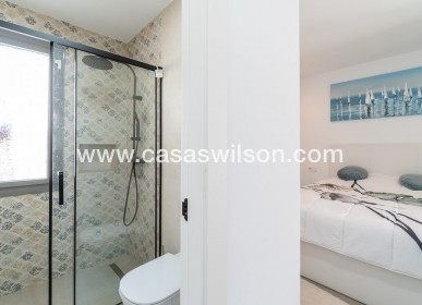 Venta - Chalet - Orihuela Costa - Villamartin Golf